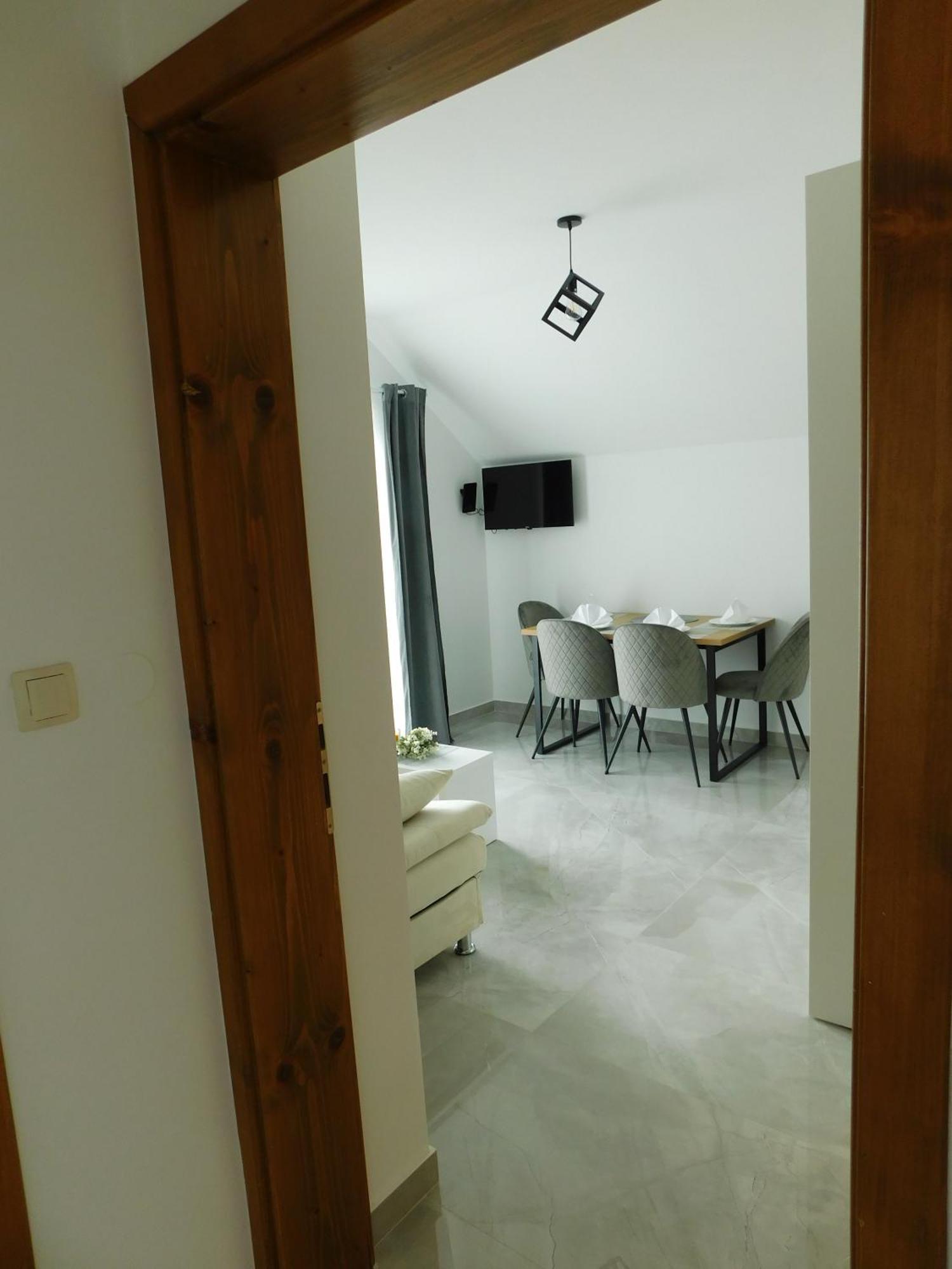 Apartman Nativis Оточац Экстерьер фото
