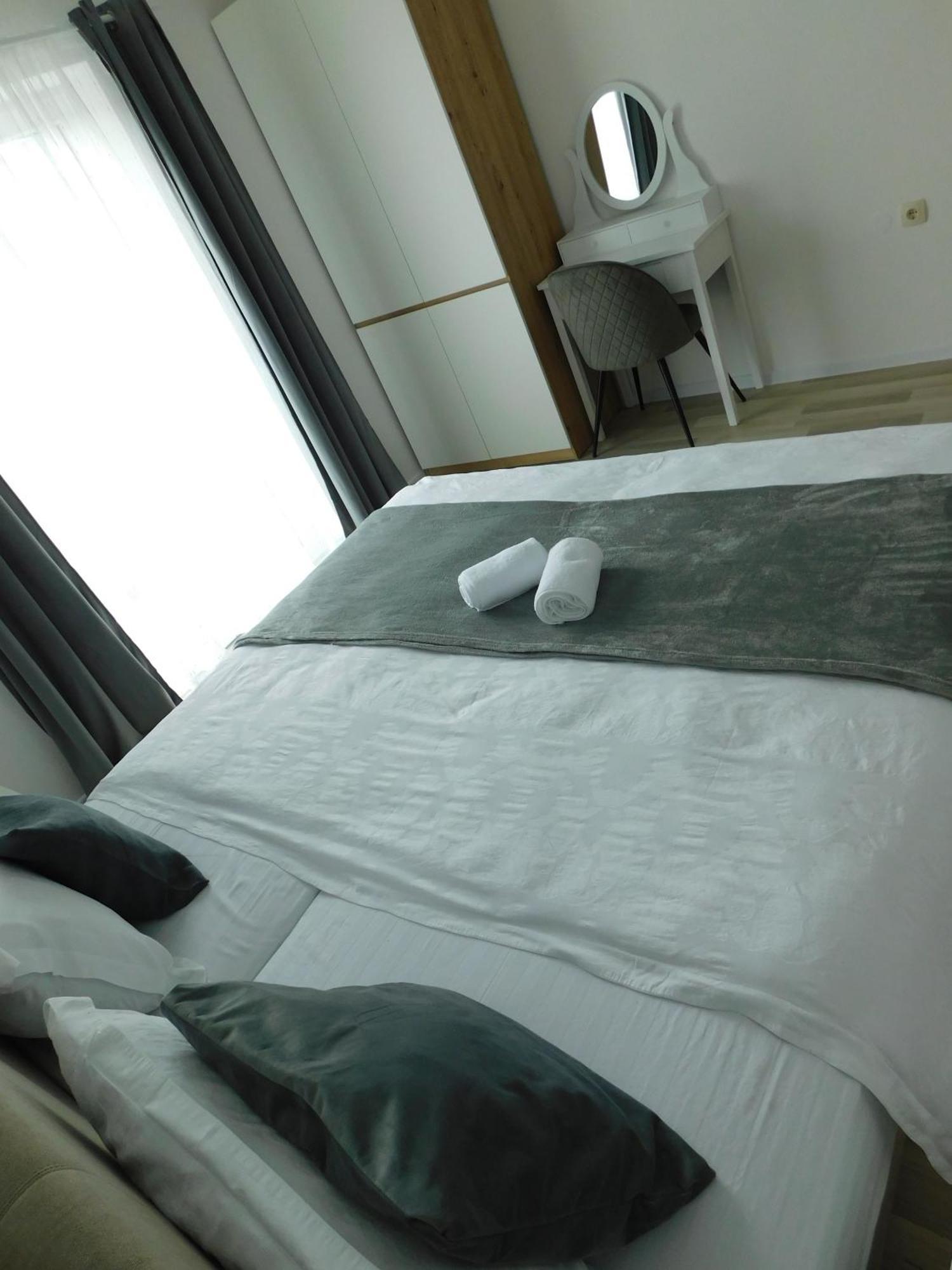 Apartman Nativis Оточац Экстерьер фото