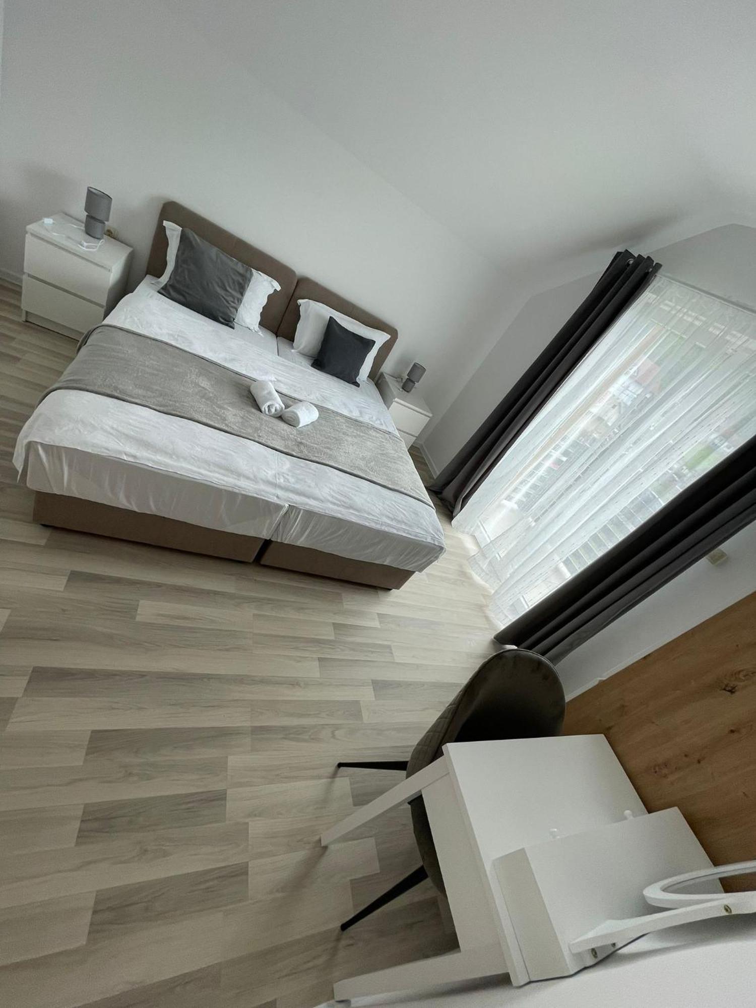 Apartman Nativis Оточац Экстерьер фото
